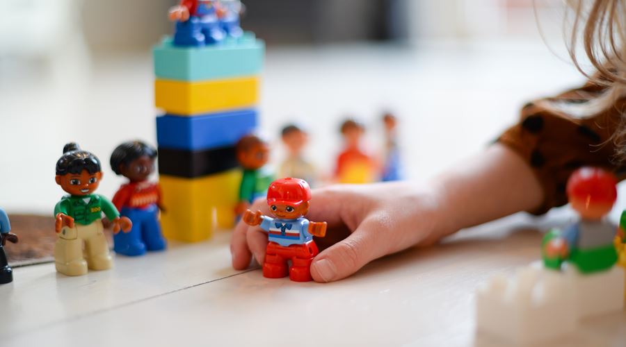 Volunteer Facilitator - Beyond Bricks Lego Play